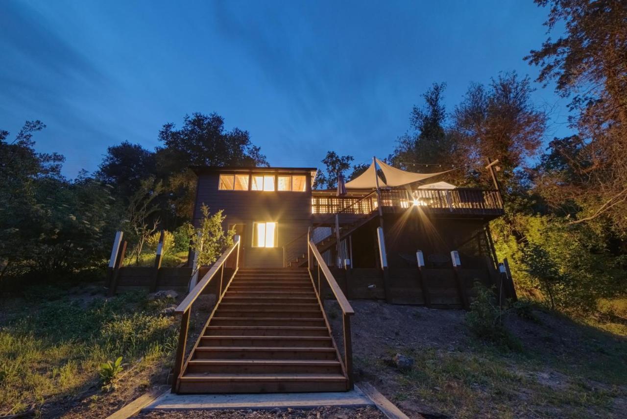 Rivers Breeze Relaxing Riverside Cabin With Private Suite Kayaks 헤즈버그 외부 사진